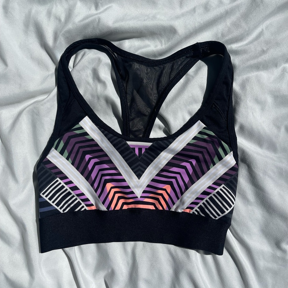 victoria’s secret pink sports bra
